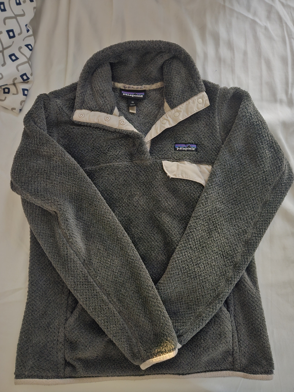 Women's Patagonia Plush 1/4 Button Grey